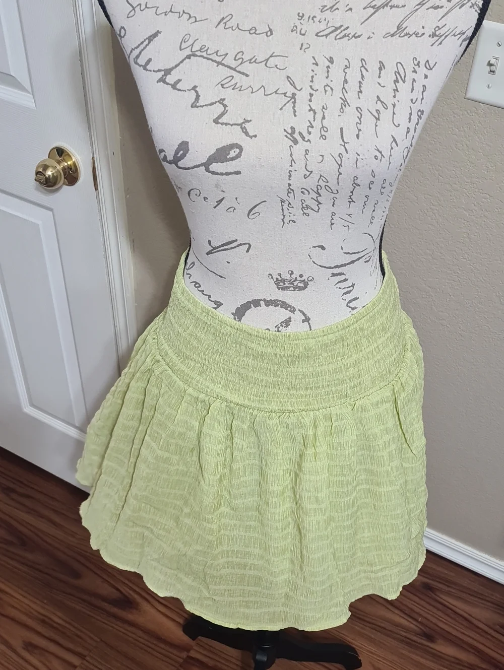 N/A light green